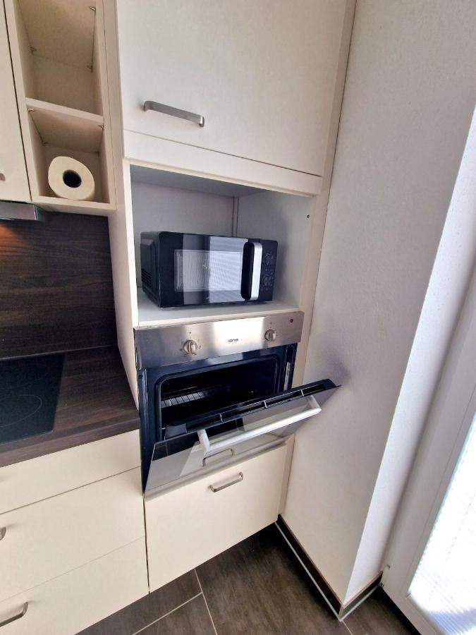 Exklusive Ferienwohnung In Lingen Holthausen 2Zim, 2Badez,Kueche,Balkon,Waschmaschine Bagian luar foto